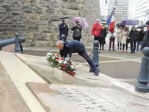 2024 03 26 TOULON TRAGEDIE DE LA RUE D ISLY A ALGER 26 03 1962  (16)